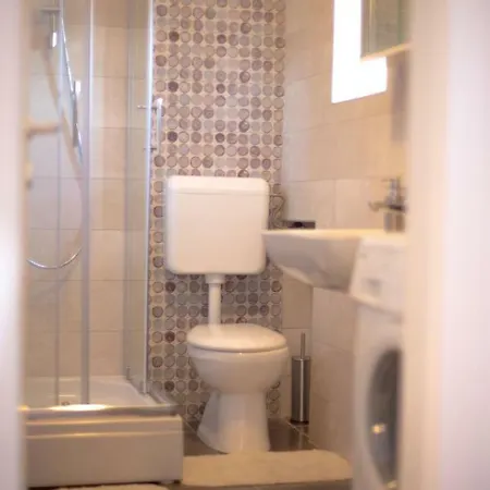 Apartman Frane *
