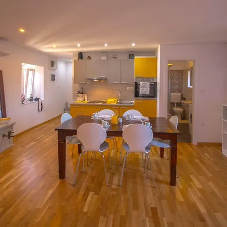 Apartman Frane * Primosten
