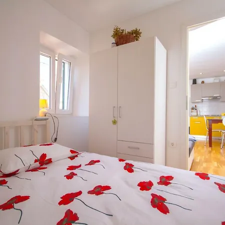 Apartman Frane * Primosten